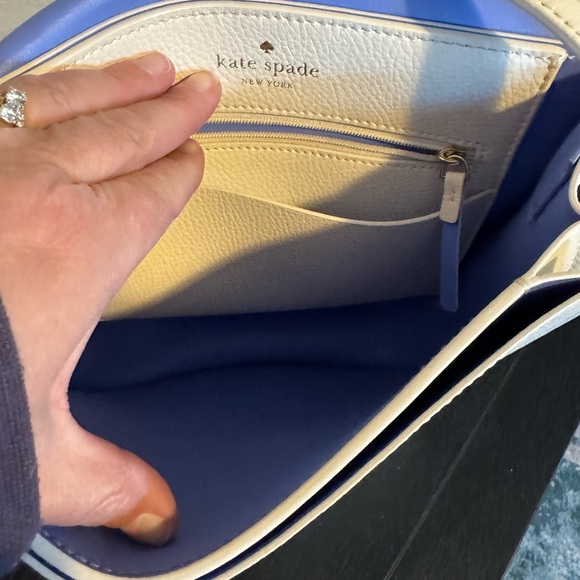 Like new Kate Spade Vanderbilt Place
Tegan Bow Crossbody - Picture 15 of 15